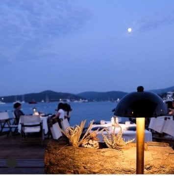 İSTALUCE MOBILITY MBT05 ESKİTME ŞARJLI MASA LAMBASI  2700K